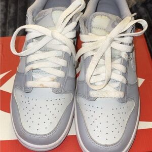 Nike Dunk gray and white size GS 5